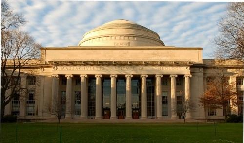 2018年全球大学排行榜新鲜出炉 清华大学计算机专业名列第一